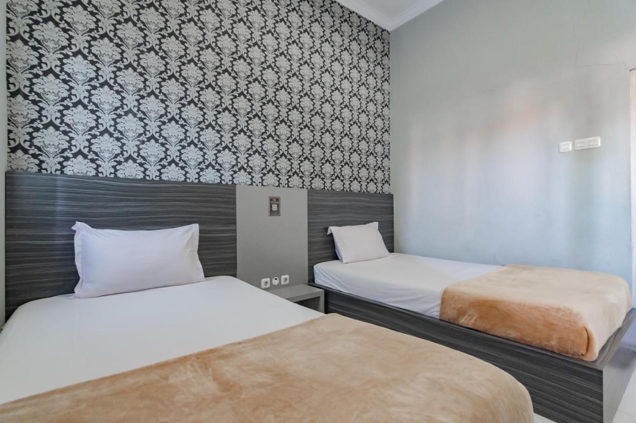Hotel Markoni Pamanukan Mitra Reddoorz Pamanukan Hilir Exterior foto